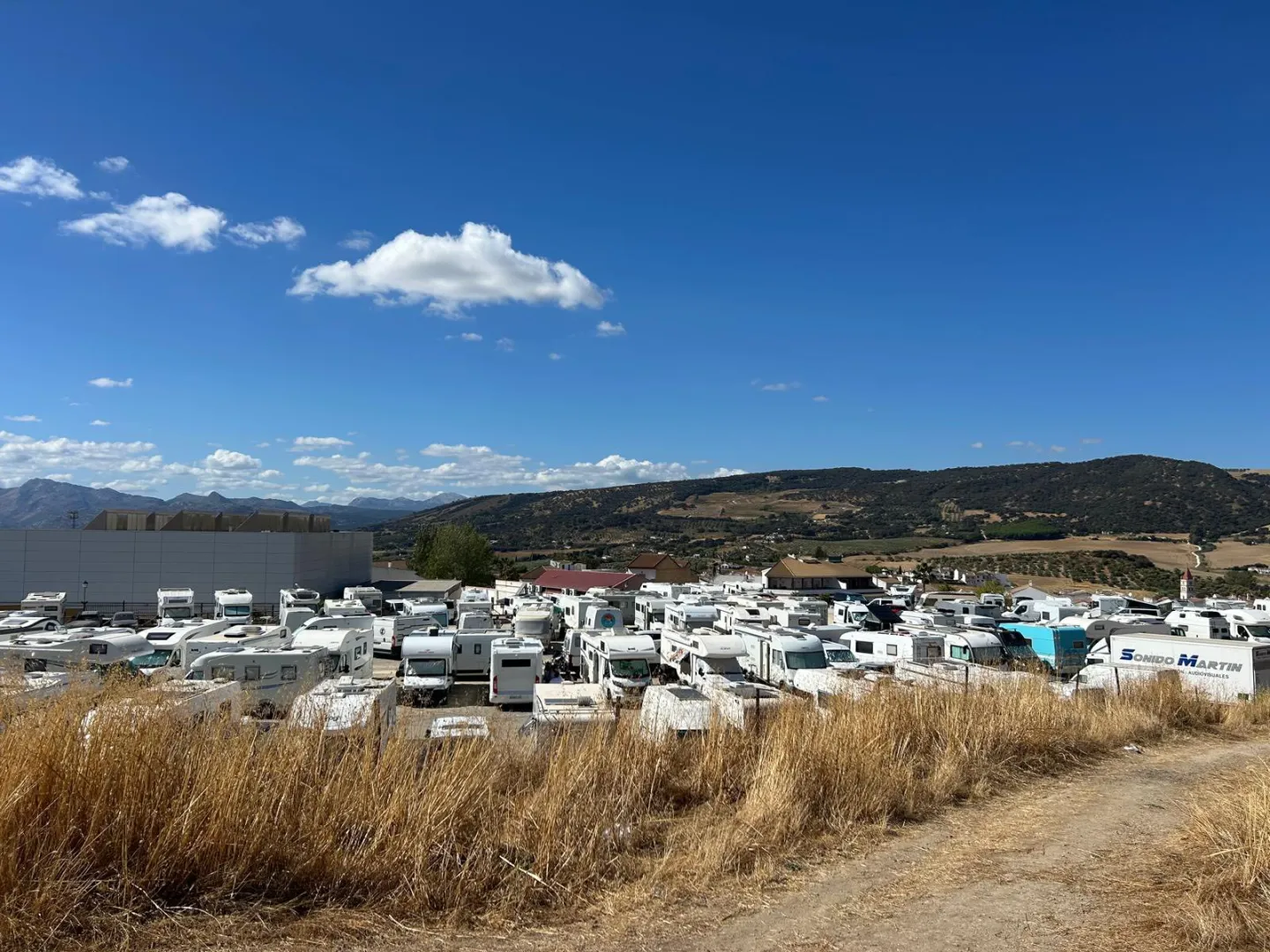 Portada PARKING CARAVANAS Y AUTOCARAVANAS
